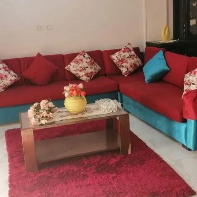 شقه مفروشه للايجار في الحي الرابع فيلات في التجمع الخامس 