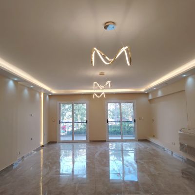 شقة فاضية بالمطبخ والتكييفات للإيجار في مدينة الرحاب – مجموعة 127