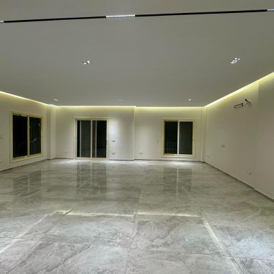 Unfurnished apartment for rent with kitchen behind Mirage City in New Cairo 