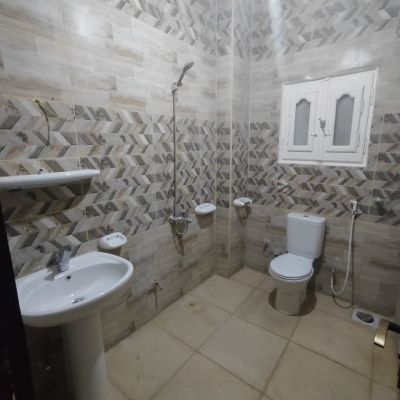 Empty basement for rent, residential only, in Al Banafseg 2 Villas, First Settlement 