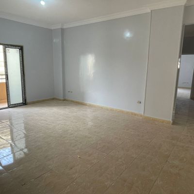 شقة فاضية للإيجار – سكني فقط – فيلات النرجس 6، 