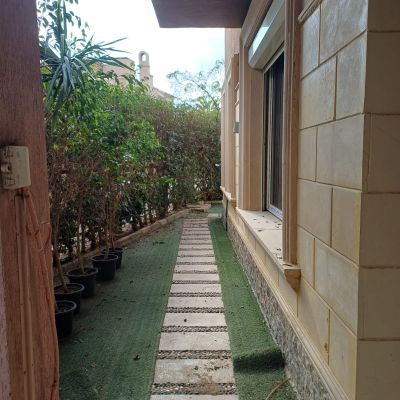 توين هاوس فاضي للإيجار في كمبوند لانوفا فيستا – التجمع الأول