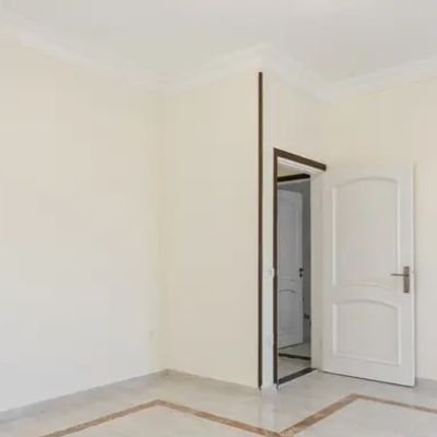 شقة فاضية للإيجار بالمطبخ في جنوب الأكاديمية &ndash; التجمع الأول 