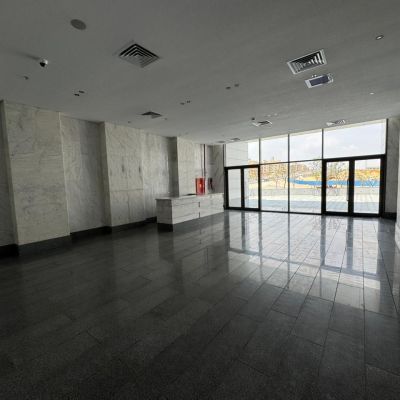 Empty administrative office for rent with air conditioning in Fifth Settlement.