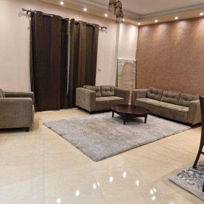 Furnished apartment for rent in Gardenia Heights 3 - Fifth Settlement Prime location near South 90th Street and the American University in Cairo (AUC), and minutes away from Cairo Festival City and Mohamed Naguib Axis.