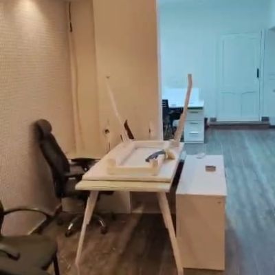 Empty administrative basement for rent in Al Banafseg 4 villas in the First Settlement, close to vital services such as shopping malls, schools and main axes such as 90th Street and Waterway.
